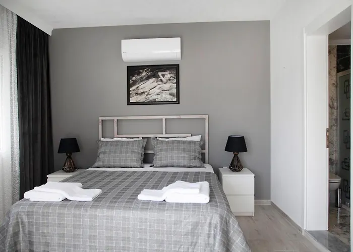 Villa Dadya 2 - With Private Pool - 750m Distance To The